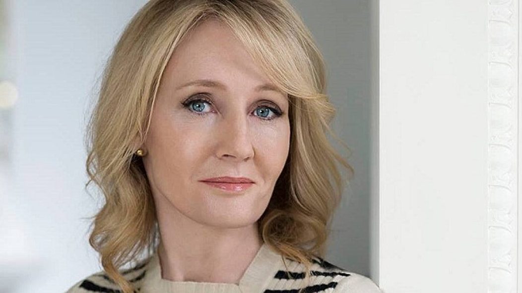 JK Rowling is writing the script for 'Fantastic Beasts 3'