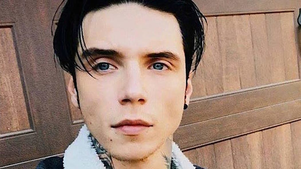 Andy Biersack discusses what it was like for his garage to be robbed.