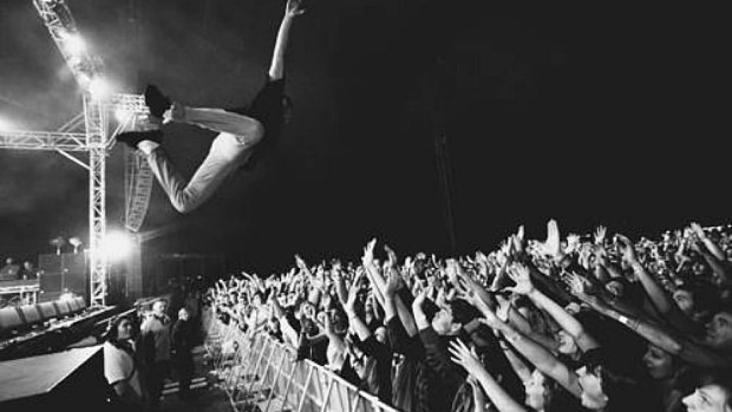 stage_diving