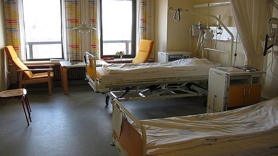 Hospital_room