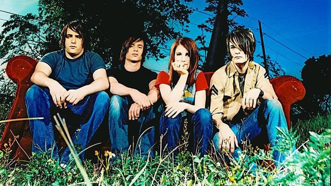 Paramore_-_All_We_Know_Is_Falling-era