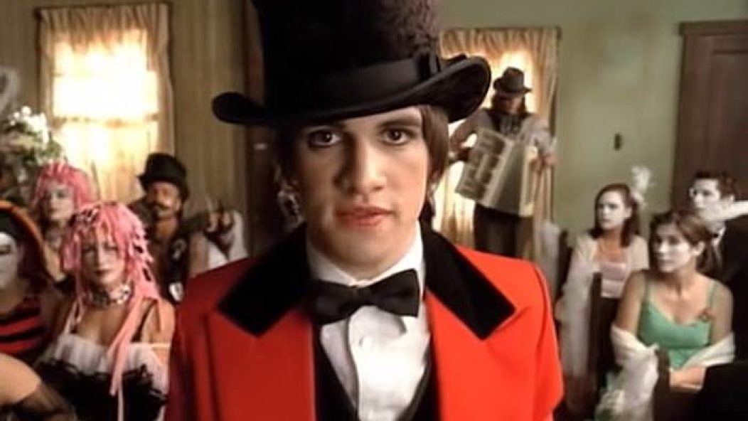 panic at the disco brendon urie