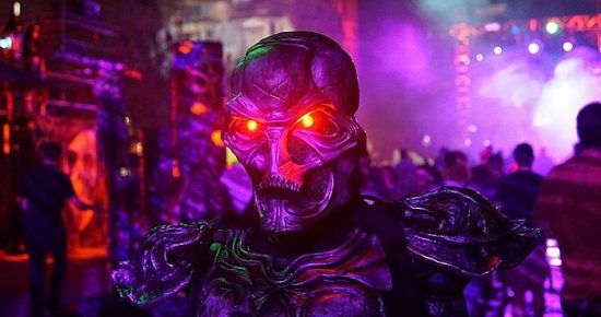Universal Studios Halloween Horror Nights-min