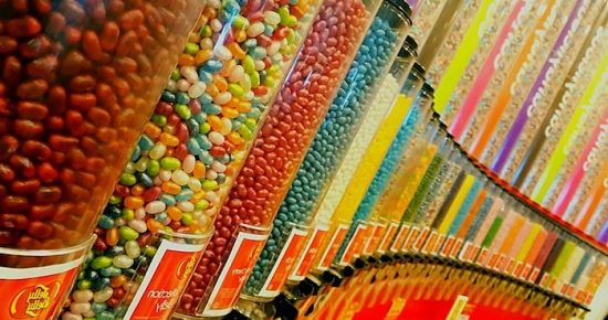 Jelly Belly Willy Wonka scavenger hunt-min