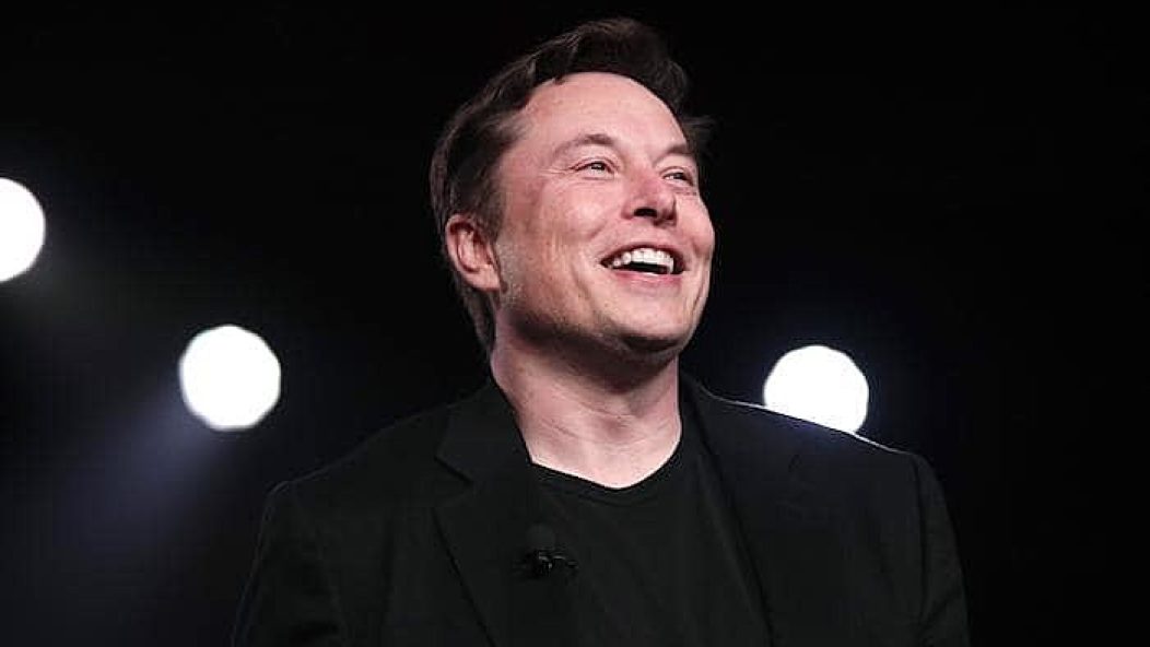 Elon Musk-min